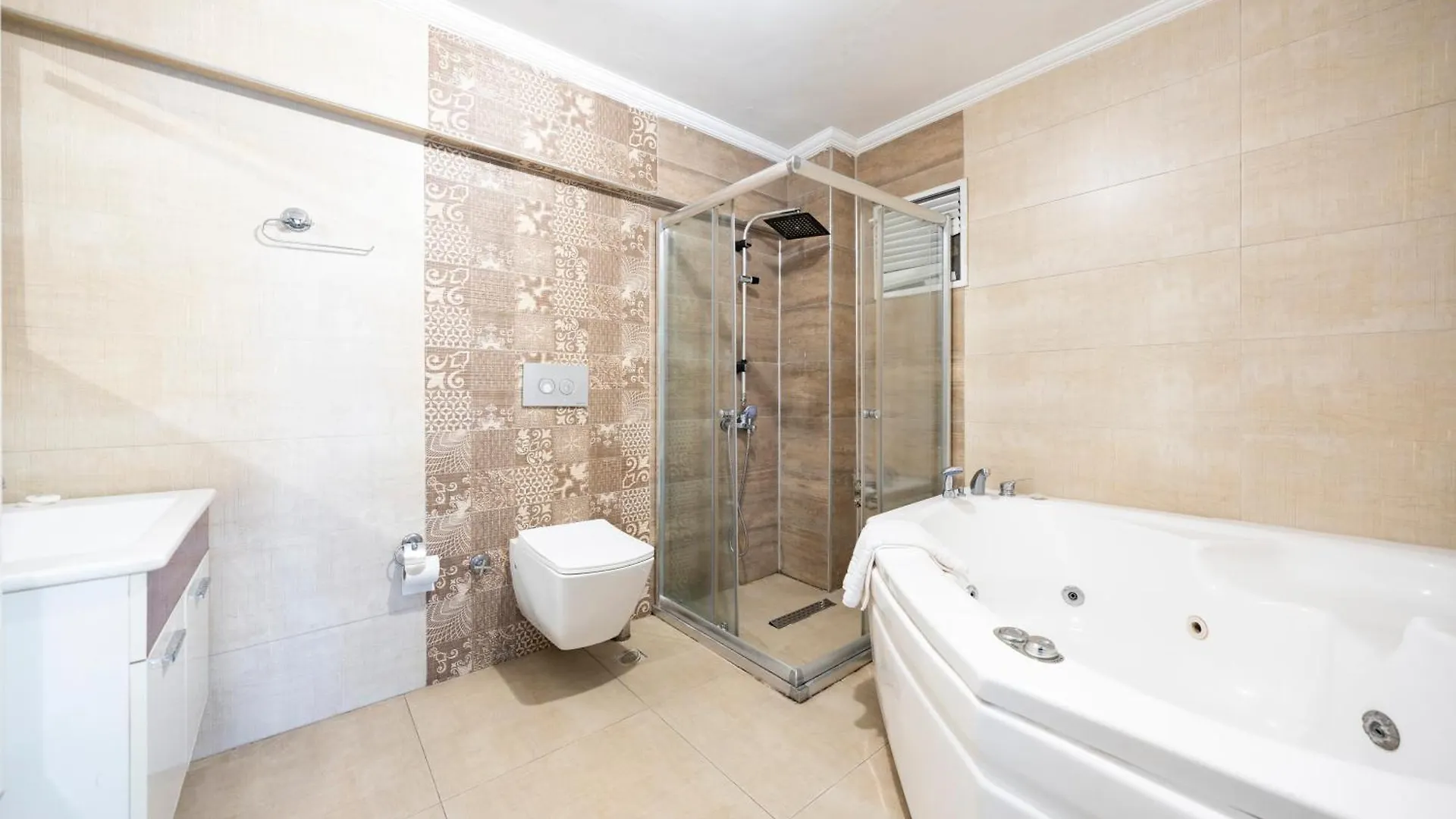 Maltepe Manhattan Otel Ankara